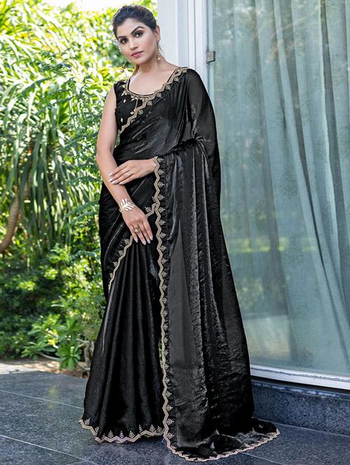 Women Solid With Bordered Saree - 22444381 - Very Small Image - 1