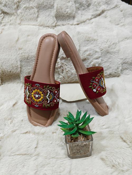 women solid with work slip on flat sandal - 22450416 - Very Small Image - 1