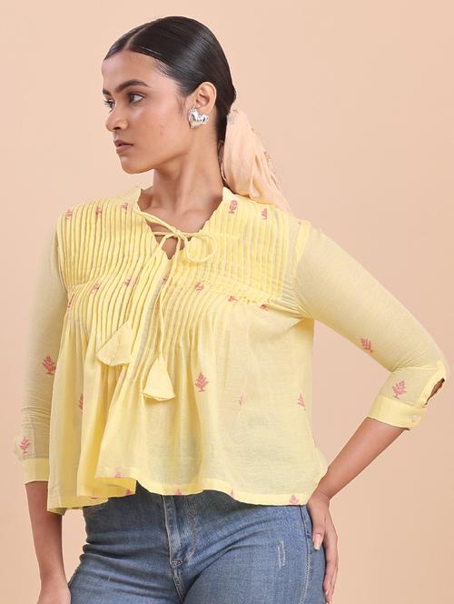 women printed yellow cotton regular top - 22461075 - Very Small Image - 1
