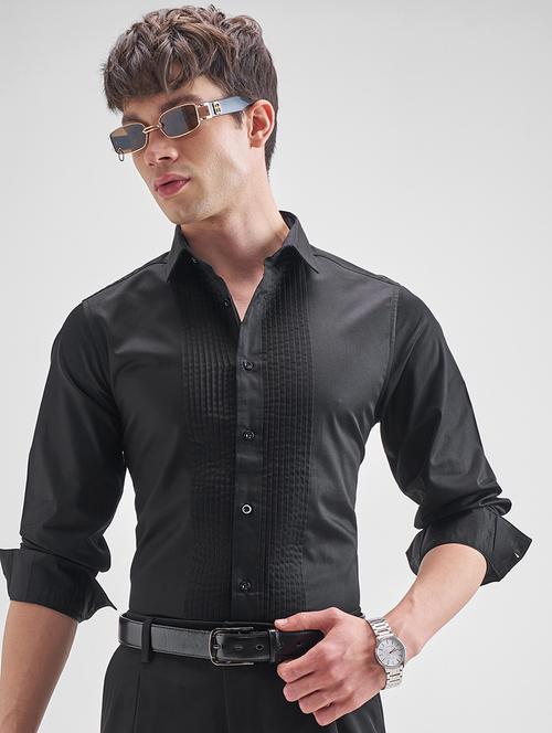 Men Solid Long Sleeve Regular Fit Casual Shirt - 22470544 - Very Small Image - 1