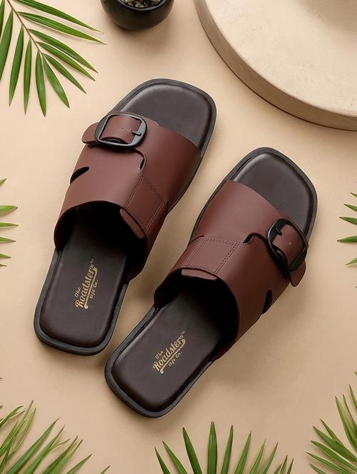 men solid slip on sandal - 22471629 - Very Small Image - 1