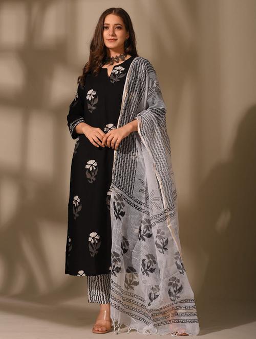women  printed black suit set - 22471644 - Very Small Image - 1