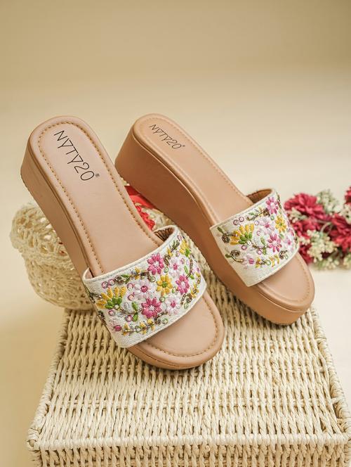 women embroidered slip on wedge - 22486313 - Very Small Image - 1
