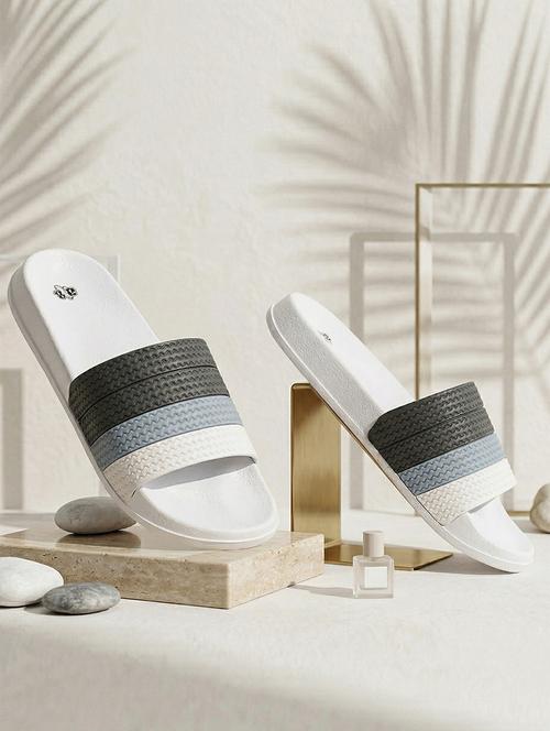 men color block slip on slider - 22502718 - Very Small Image - 1