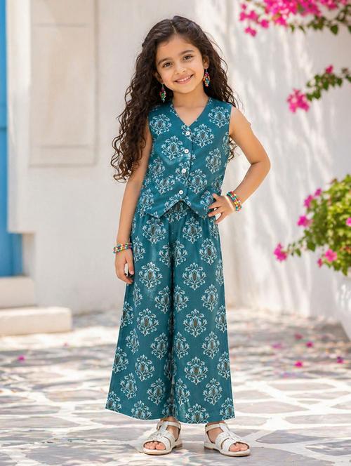 girls printed sleeveless top and trouser co-ord set - 22511088 - Very Small Image - 1