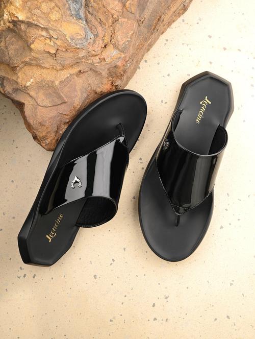 Men Black Toe Seperator Sandal - 22518491 - Very Small Image - 1
