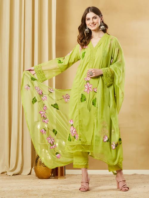 Women Printed Long Sleeves Kurta Pant Set With Dupatta - 22522536 - Very Small Image - 1