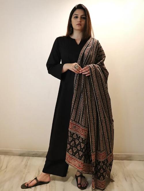 women solid long sleeves kurta and palazzo set with dupatta - 22524307 - Very Small Image - 1