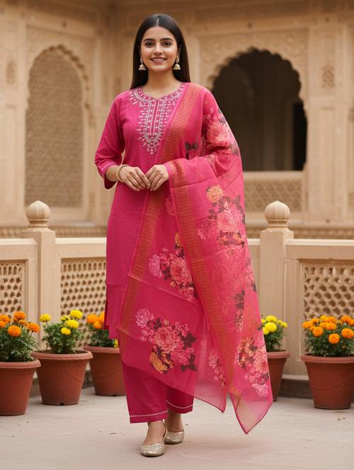 Women Embroidered Three Quarter Sleeve Kurta Pant With Dupatta Set - 22527148 - Very Small Image - 1