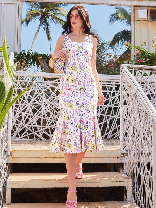 White Polyester Fit & Flare Dress - 22549242 - Very Small Image - 1
