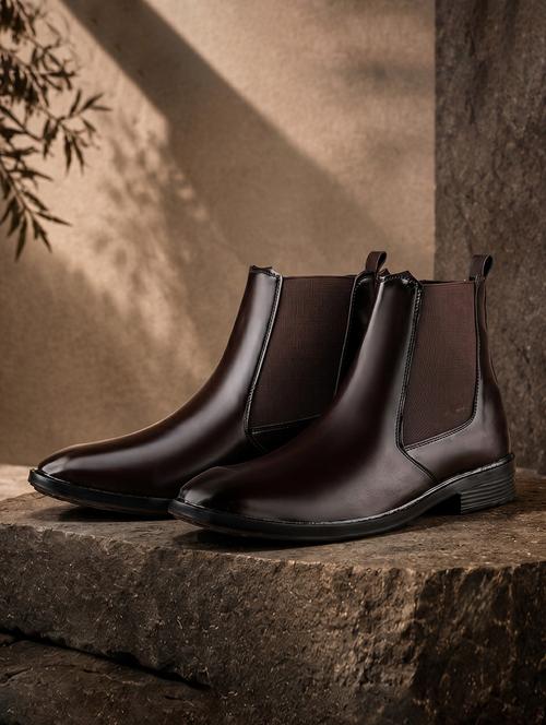 Men Brown Slip On Chelsea Boot - 22555063 - Very Small Image - 1