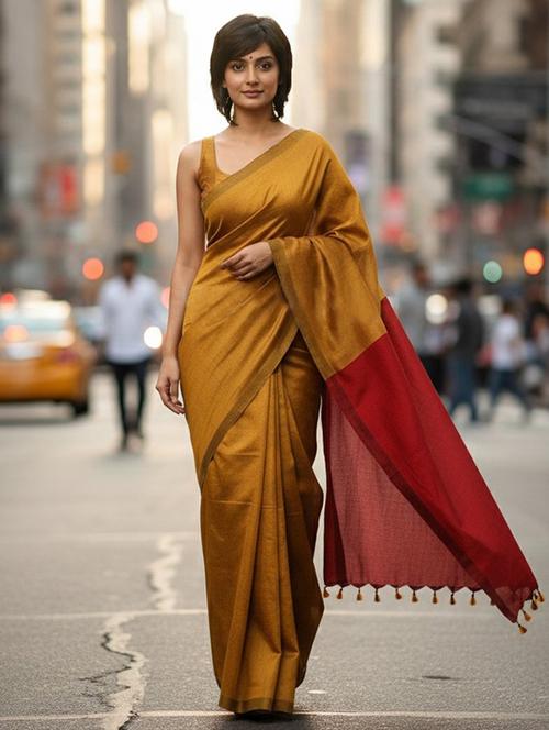 women solid handloom saree - 22565352 - Very Small Image - 1