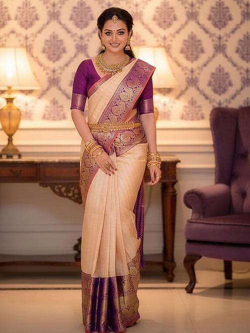 Women Self Design Kanjivaram Saree - 22566390 - Very Small Image - 1
