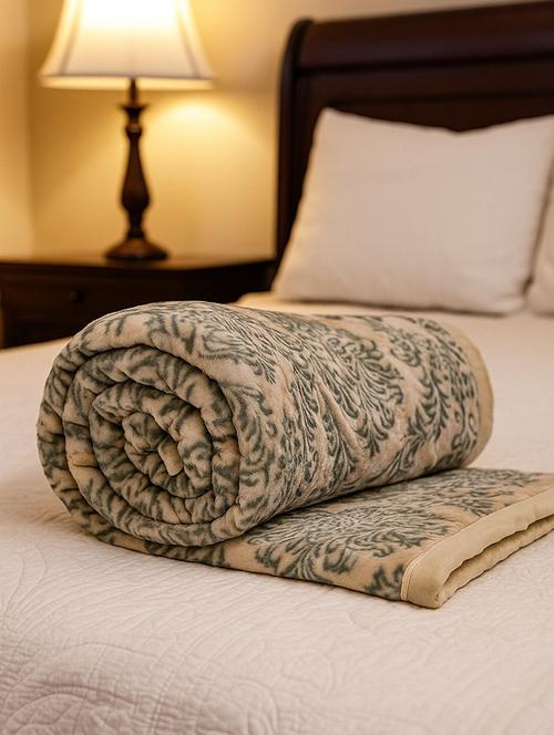 Dollar Blanket For Double Bed - Ultra-soft All-season Polystear Bedding - Light Wight Pure Mink - 22568022 - Very Small Image - 1