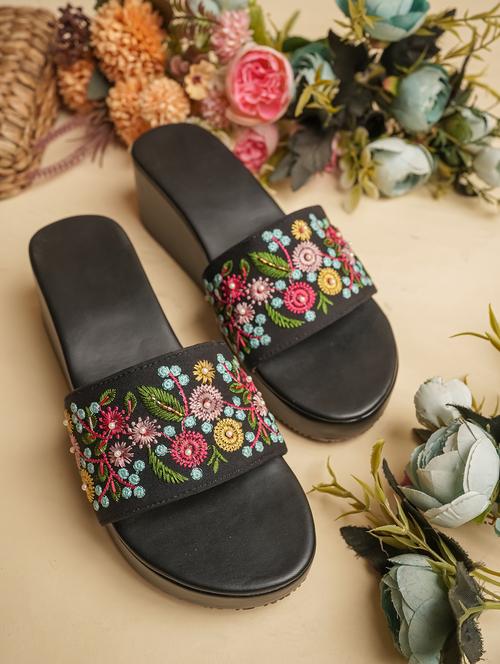 women embroidered slip on wedges - 22569915 - Very Small Image - 1