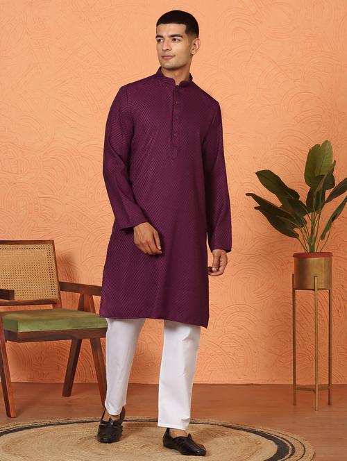Men Embroidered Mandarin Neck Long Kurta - 22619240 - Very Small Image - 1