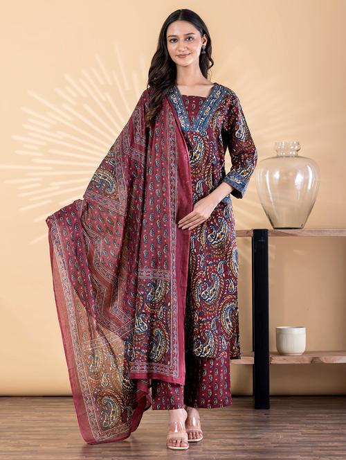 Women Printed Three Quarter Sleeves Kurta Pant Set With Dupatta - 22664565 - Very Small Image - 1