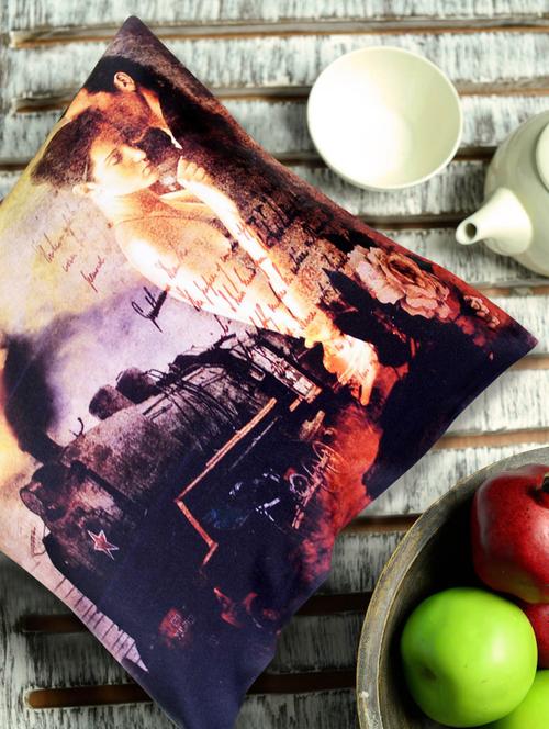 Couple and Train cushion cover - 35257 - Very Small Image - 1