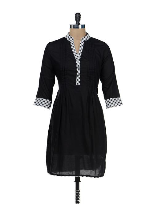 pleated black kurta with checks - 36590 - Very Small Image - 1