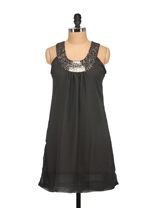 trendy black short dress - 46078 - Very Small Image - 1