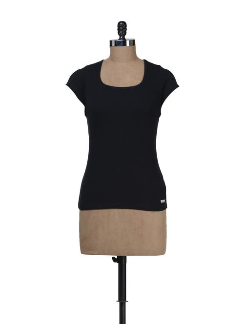 obviously box neck basic tee - 52612 - Very Small Image - 1