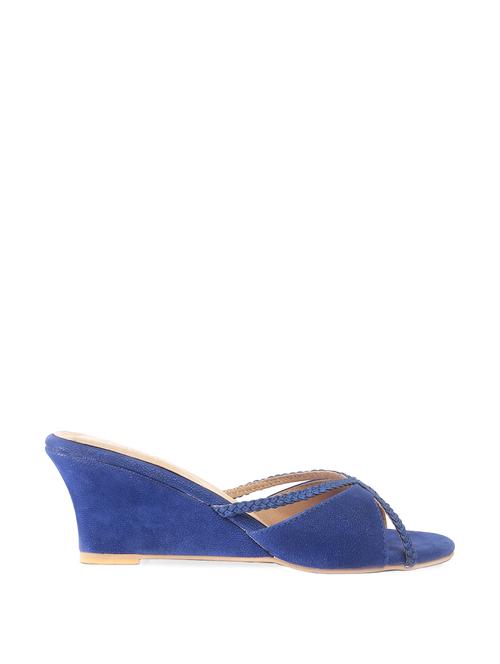 criss-cross blue wedges - 56607 - Very Small Image - 1