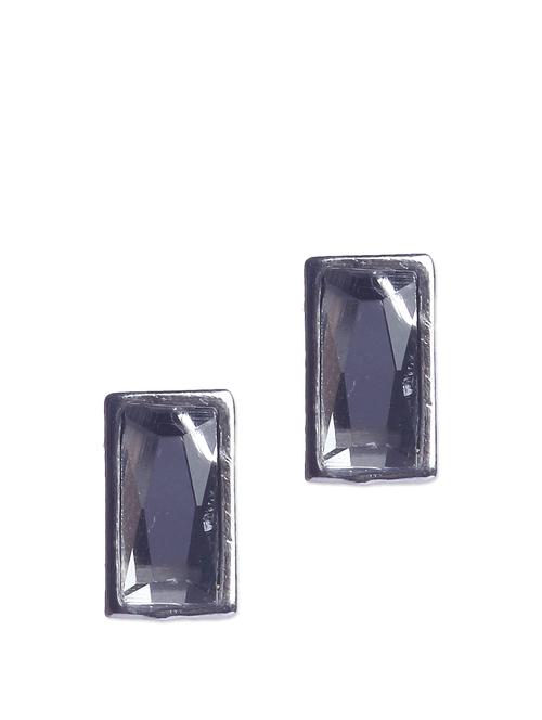 Sweet Rectangular Shaped Earrings - 58728 - Very Small Image - 1