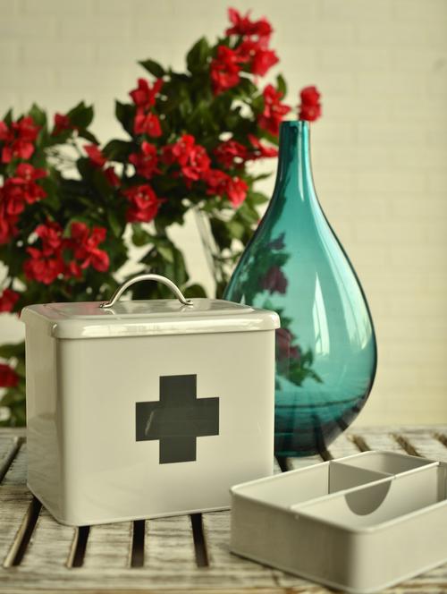 First Aid Box - 60382 - Very Small Image - 1