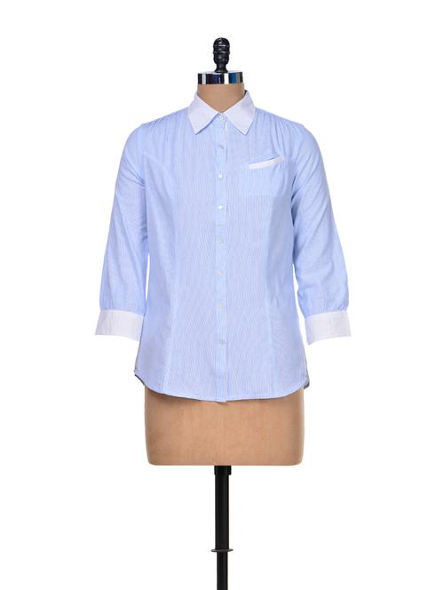 subtly sensuous blue top - 67377 - Very Small Image - 1