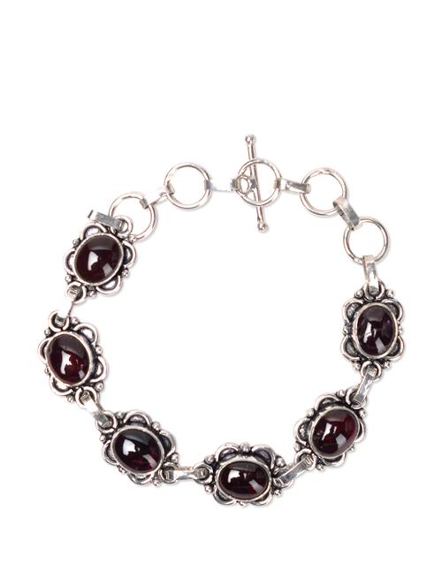 stunning red bracelet  - 69919 - Very Small Image - 1