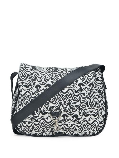 black regular sling bag - 72173 - Very Small Image - 1