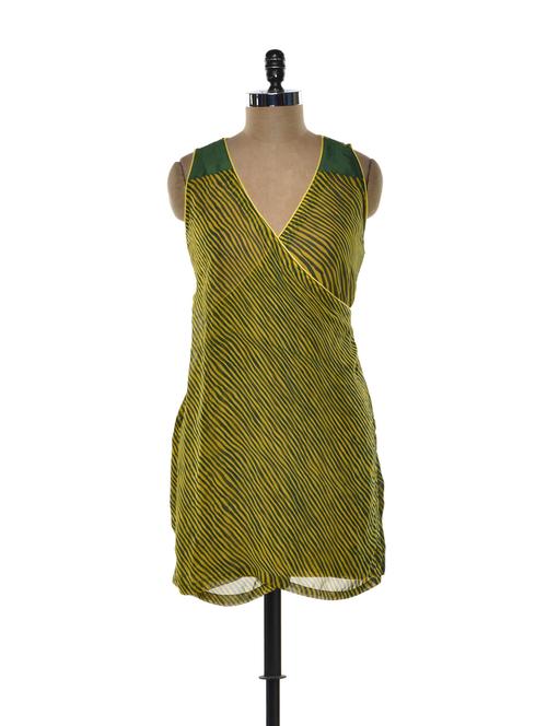 trendy sheer striped top - 75112 - Very Small Image - 1