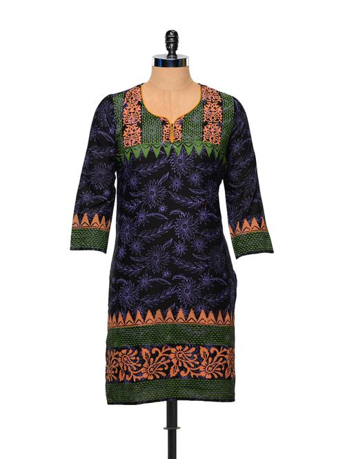 floral cotton kurti in black - 847402 - Very Small Image - 1