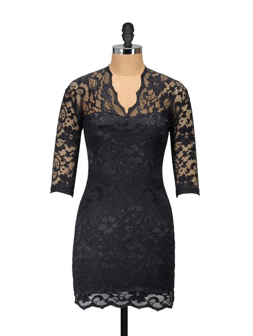 sizzling black lace dress - 854751 - Very Small Image - 1