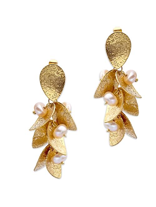 etched gold leaves danglers - 861051 - Very Small Image - 1