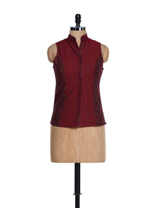 Crimson cut-sleeved elegant top with block prints - 895484 - Very Small Image - 1