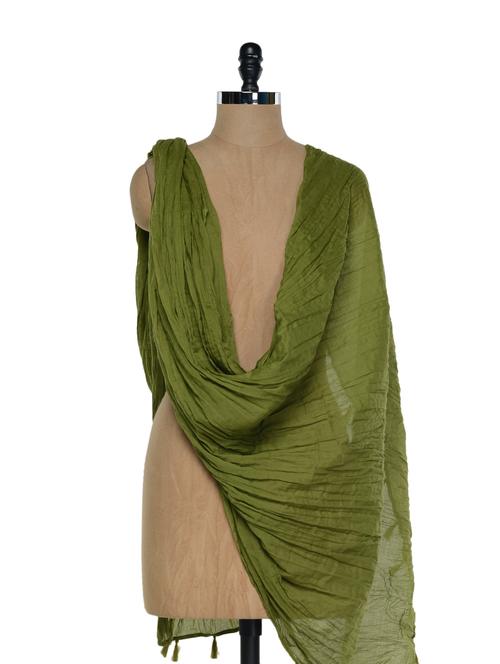 solid sap green dupatta - 897362 - Very Small Image - 1