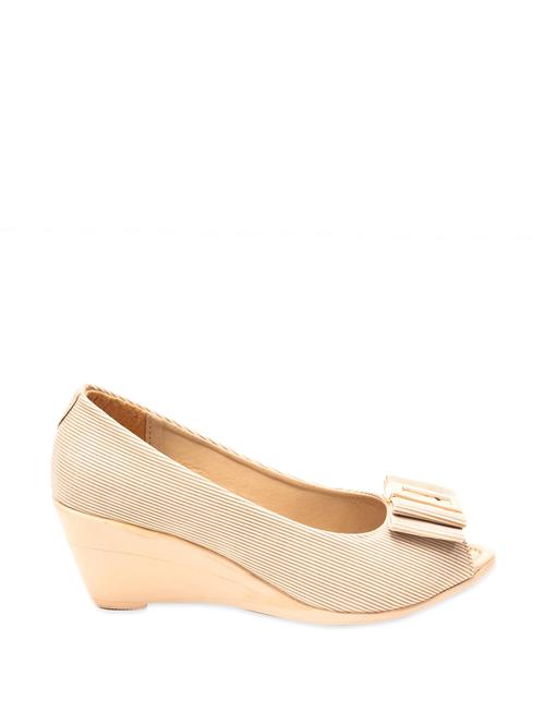 lovely beige peep toes with bow - 898587 - Very Small Image - 1