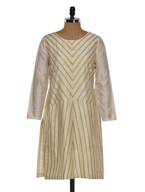 solid cream long kurta with gold embroidery - 899708 - Very Small Image - 1