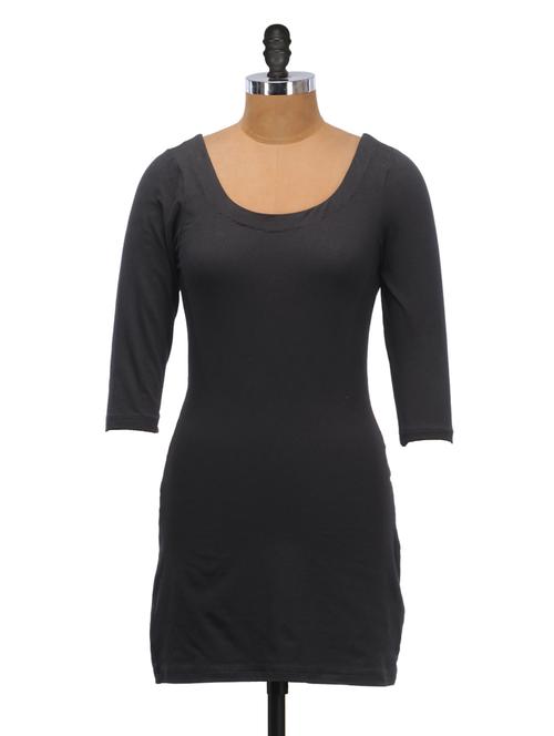 black dress with pink back knot - 907832 - Very Small Image - 1