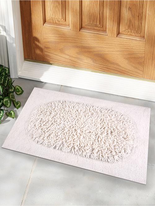 white scrambled oval bath rug - 939361 - Very Small Image - 1