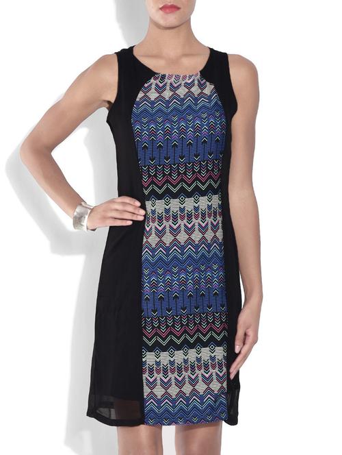 black geometrical printed dress - 9558788 - Very Small Image - 1