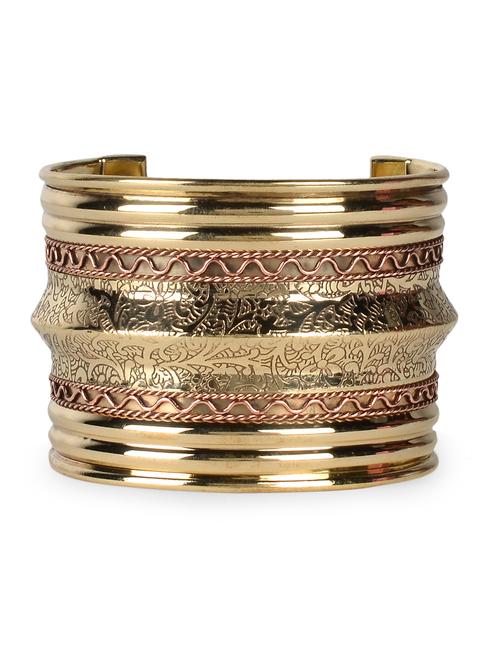Lovely adjustable golden cuff - 960637 - Very Small Image - 1