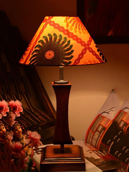 multicolored wooden table lamp with printed shade - 9618607 - Very Small Image - 1