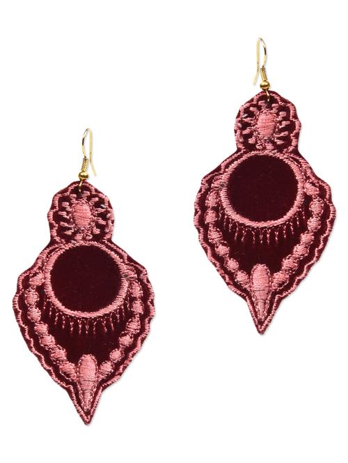 maroon cotton embroidered earrings - 9620968 - Very Small Image - 1