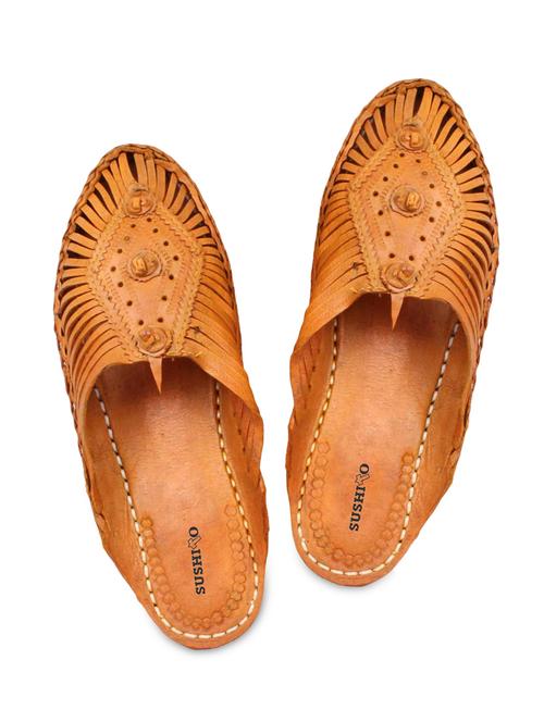 orange leather kolhapuri mojari - 9646364 - Very Small Image - 1