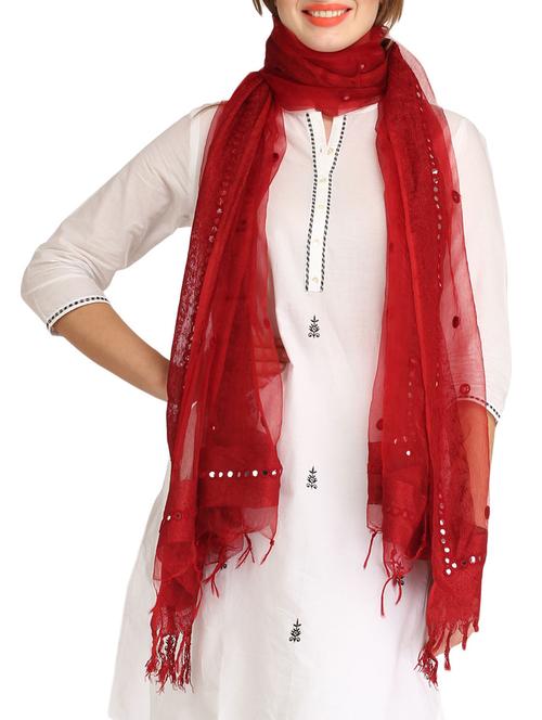 maroon embellished organza dupatta - 9648366 - Very Small Image - 1