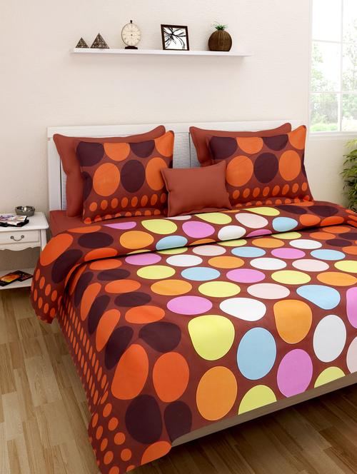 printed double bedsheet with 2 pillow covers - 9651240 - Very Small Image - 1