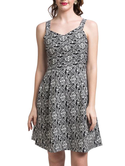 black sweetheart a-line dress - 9692504 - Very Small Image - 1