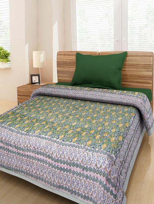 multicoloured printed cotton quilt - 9703448 - Very Small Image - 1